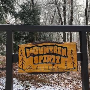 Meet your Posher, Christine